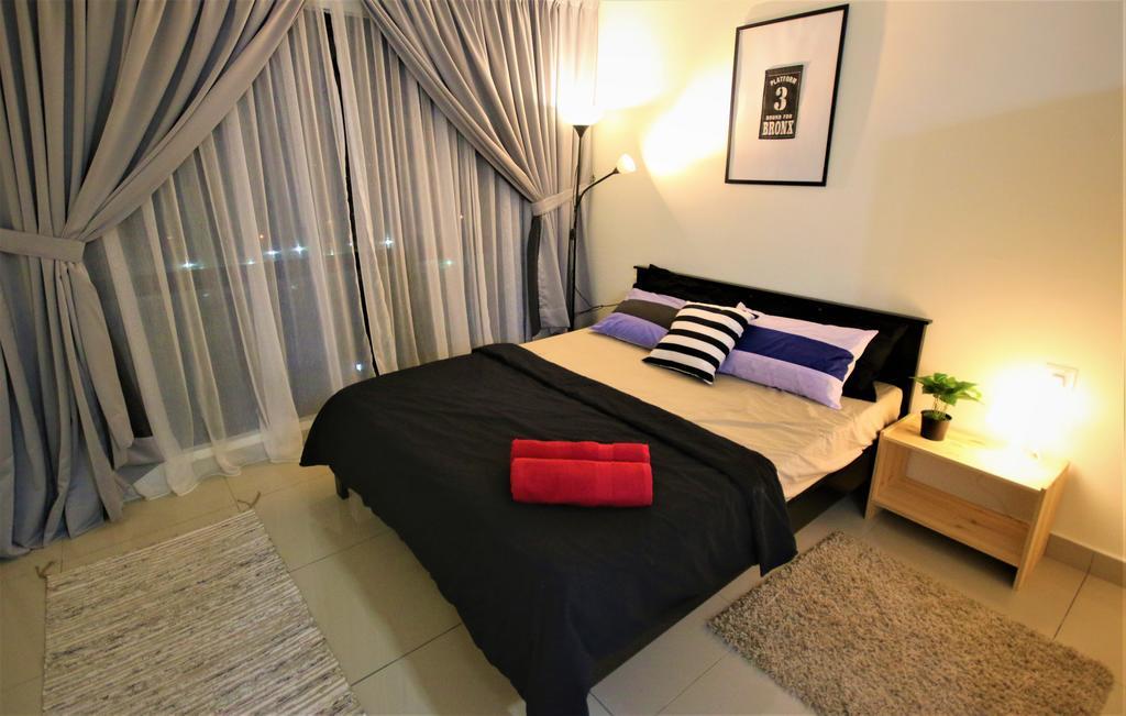 Hyve Soho Suites Cyberjaya Exterior photo